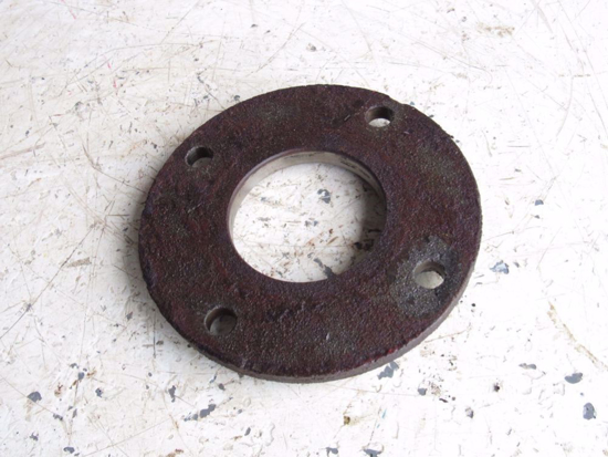 Picture of New Holland 692296 Bevel Gearbox Cap Cover 1411 Disc Mower Conditioner Moco 86639720