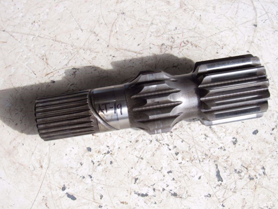 Picture of Agco Allis 72230095 Axle Drive Shaft 5670 Tractor White Massey Ferguson