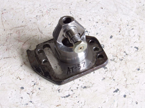 Picture of Agco Allis 72218788 Oil Pump Gear Support 5670 Tractor SLH 1000.4A Diesel Engine