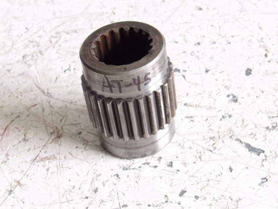 Picture of Agco Allis 72230056 Hydraulic Pump Drive Shaft Coupling 5670 Tractor White Massey Ferguson Chalmers