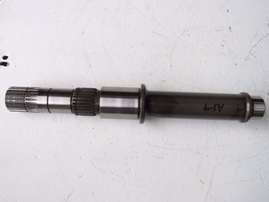 Picture of Kubota TA040-22600 Range Gear Shaft to Tractor