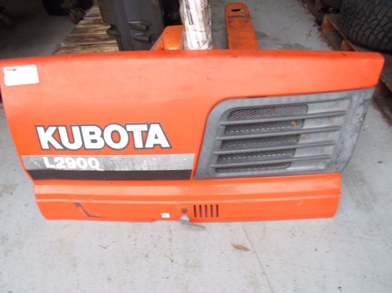 Picture of Kubota T0070-83522 RH Right Side Bonnet Hood Cover Panel to L2900 Tractor T0070-83520