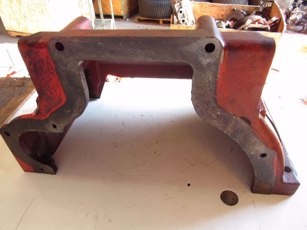 Eastern Triangle Enterprises LLC EStore. Case David Brown K947027 Clutch Housing 1490 Tractor