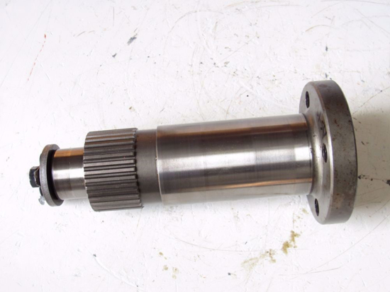Picture of Case David Brown K948388 PTO High Speed Output Shaft Adapter 1490 Tractor Reversible