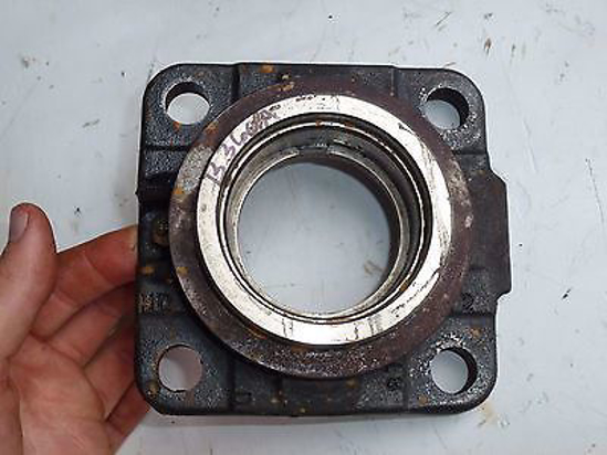 Picture of New Holland 87044172 Cutterbar Disc Upper Housing 617 616 615 1411 Disc Mower Moco