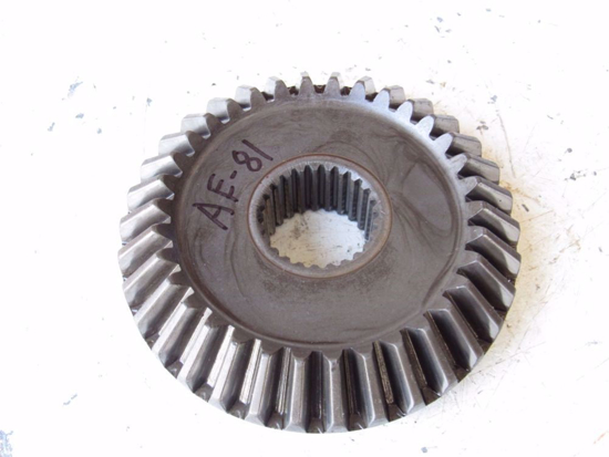 Picture of 34T Bevel Gear E46884 John Deere 1207 1209 1217 1219 Mower Conditioner