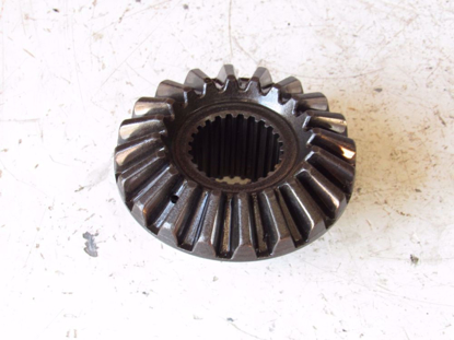 Picture of Kubota 37300-26430 Differential Side Gear to Tractor 37300-26432