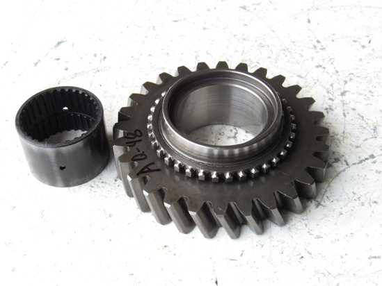 Picture of Kubota 3F740-28240 Gear 3rd 28T & Inner Ring to Tractor 3F740-28310 3F74028240