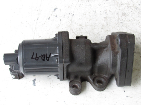 Picture of Kubota 1J574-62703 EGR Valve to Tractor Engine 1J574-62705 1J574-62706