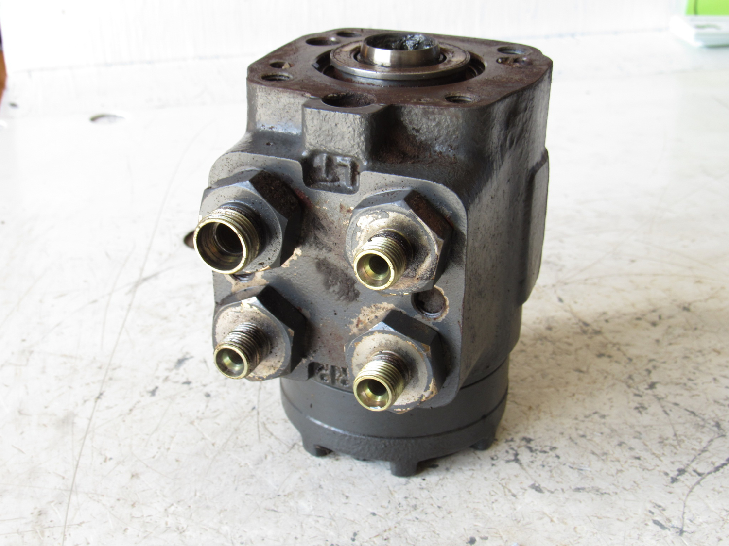 Eastern Triangle Enterprises LLC EStore. Kubota 3N30063072 Hydraulic