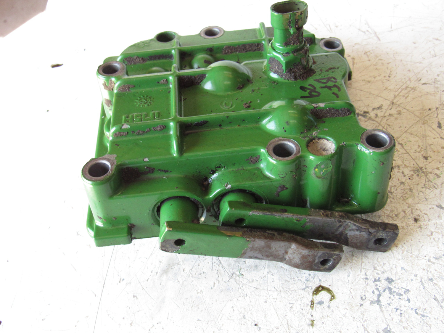 Eastern Triangle Enterprises LLC EStore. John Deere L76181 AL81251