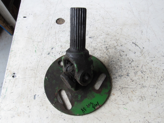 Picture of John Deere AE33278 AE33229 Roll Drive U-Joint Shaft Yoke & Timing Plate 1207 1209 1217 Sickle Bine Mower Conditioner