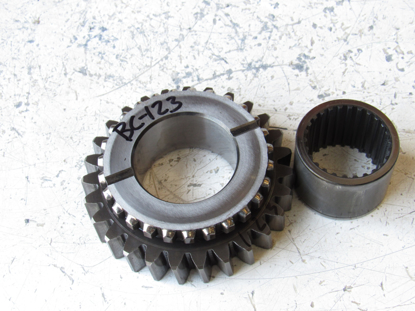 Picture of Kubota 32530-20580 Gear 27T 32530-25120 Race