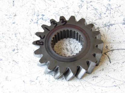 Picture of Kubota 32530-21530 Gear 18T