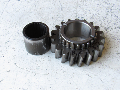 Picture of Kubota 32530-21960 Gear 19T & Inner Race 32530-25150