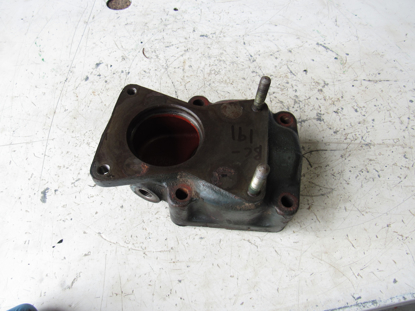 Picture of Kubota 32530-10580 Hydraulic Pump Base