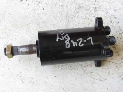 Picture of John Deere TCA18660 Hydraulic Steering Valve Orbital Pump 8000E Cut Mower LEAKING