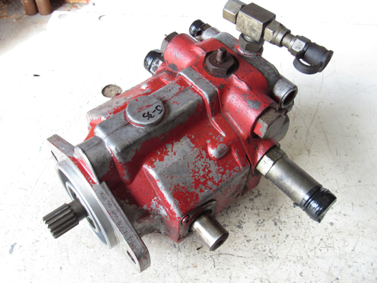 Picture of Toro 58-5660 Hydraulic Piston Hydrostatic Pump 4500D Reelmaster Mower Eaton 78490 RCG D951130DD 70442 RFM C951127DJ