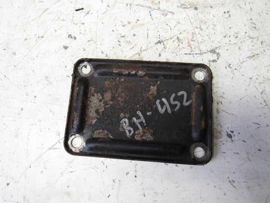 Picture of Case IH 3055140R1 Injection Pump Cover