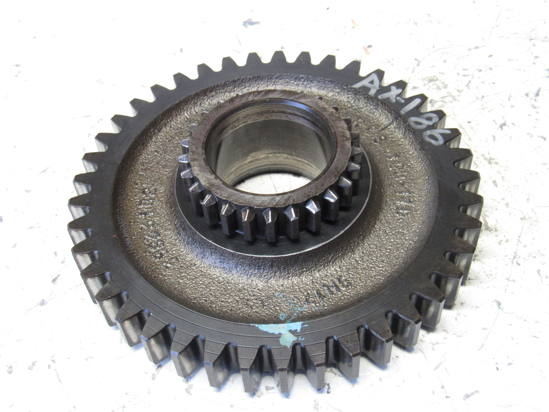 Picture of Case IH 398331R2 1st Speed Driven Pinion Gear 398331R3 398331R1