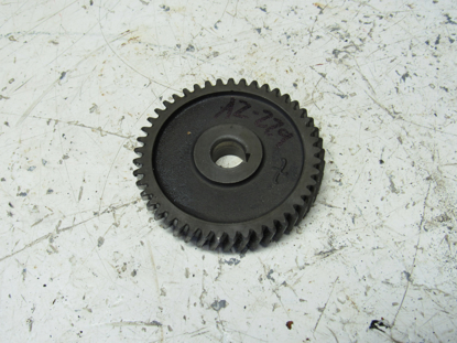 Picture of Oil Pump Drive Gear 19202-35660 Kubota 1G896-35660