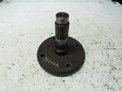 Picture of Massey Ferguson 4265160M1 4WD Axle Shaft Hub