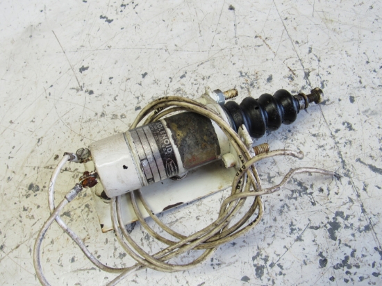 Picture of Fuel Shut Off Down Solenoid off Yanmar 4JHLT-K Marine Diesel Engine
