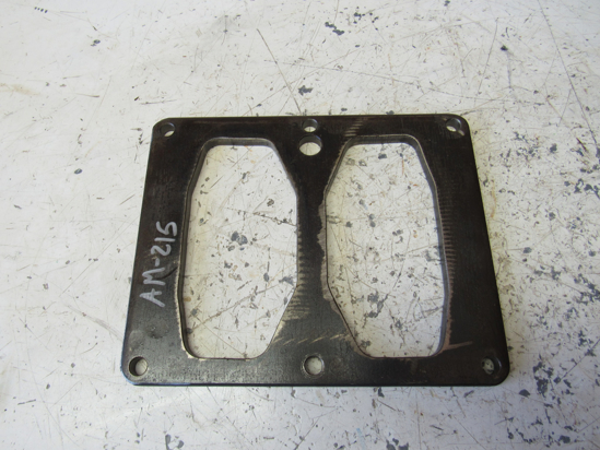 Picture of Plate between Oil Pan & Block off Yanmar 4JHLT-K Marine Diesel Engine