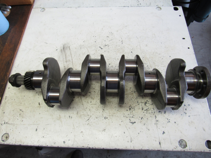 Picture of Bobcat 998007 Crankshaft Perkins Engine NEEDS MACHINING