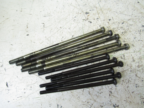 Picture of 6 John Deere 19H2111 Bolts 5 of 19H3392