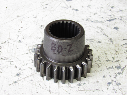 Picture of Kubota 35260-21520 Gear 22T