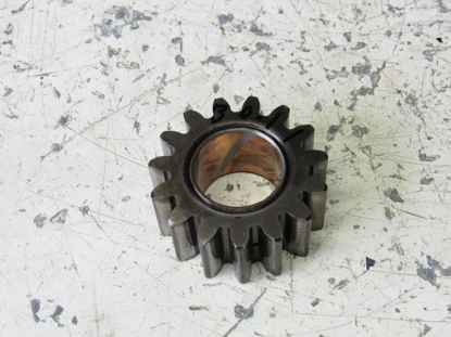 Picture of Kubota 35260-23180 Gear 15T