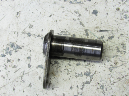 Picture of Kubota 32240-37340 Hydraulic 3 Point Crank Arm Pin 32240-37342