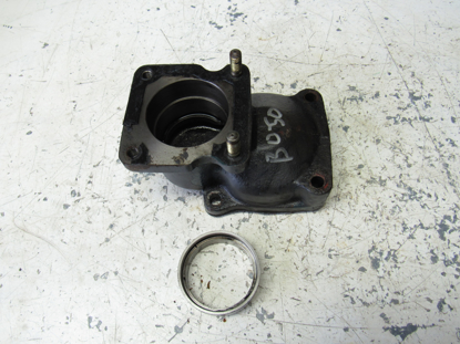 Picture of Kubota 35260-37850 Hydraulic Oil Pump Holder Bracket