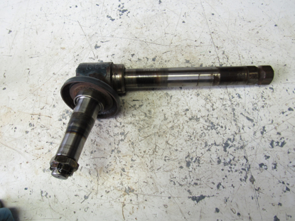 Picture of Kubota 34220-11110 Steering Arm Knuckle Spindle