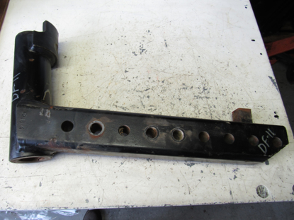 Picture of Massey Ferguson 3809284M91 LH Left Axle Knee Extension