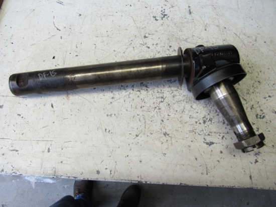 Picture of Massey Ferguson 3809153M91 RH Right 2WD Wheel Hub Spindle