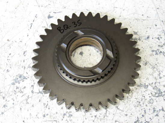 Picture of Massey Ferguson 3810208M91 Gear 37T