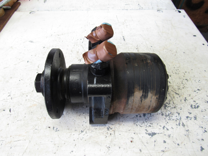 Picture of John Deere TCA15718 Rear Hydraulic Drive Wheel Motor