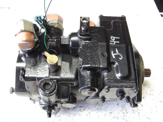Picture of Hydraulic Hydrostatic Piston Drive Pump 107-4441 Toro 6500D 6700D Reelmaster Mower Eaton 72400 78462