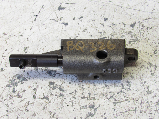 Picture of Kubota 6C090-36200 Hydraulic Control Valve Assy 6C090-36202 6C095-36200