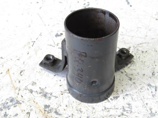 Picture of Kubota 6C040-57610 Front Axle Drive Shaft Cover