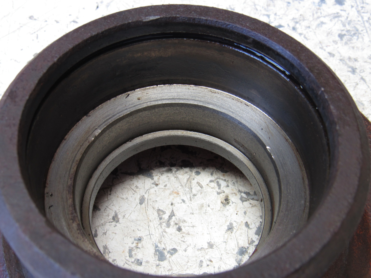 Eastern Triangle Enterprises LLC EStore. Kuhn 56828500 Gearbox Rear