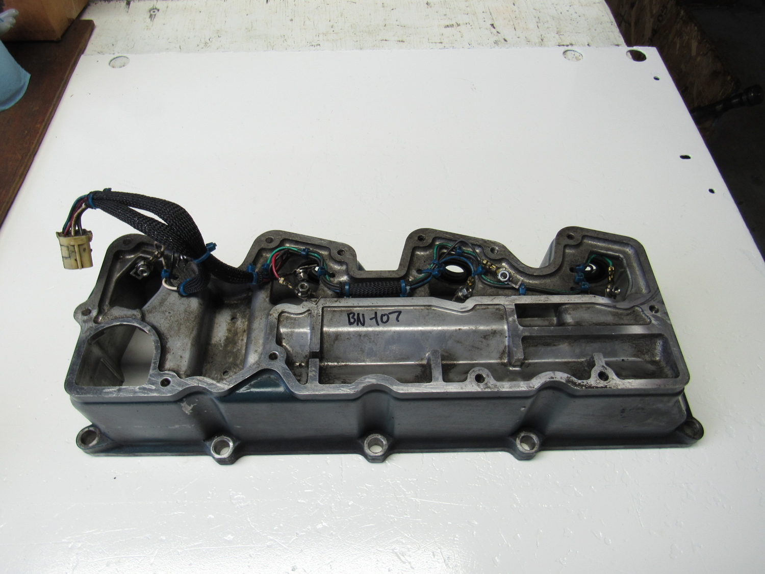 Eastern Triangle Enterprises LLC EStore. Kubota 1J50014503 Cylinder Head Valve Cover off V3800