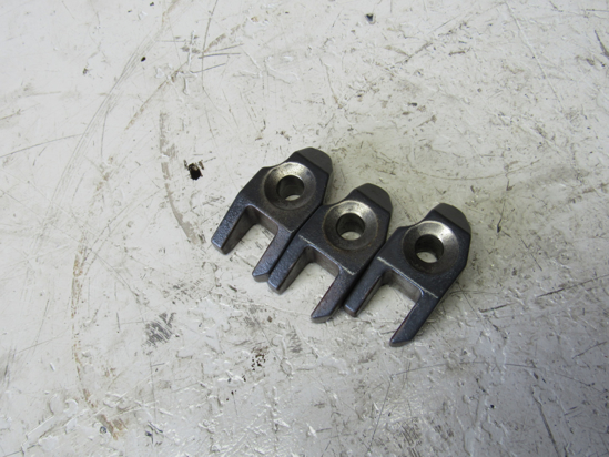 Picture of 3 Kubota 1J800-53150 Injector Clamps to certain V2403-CR engine