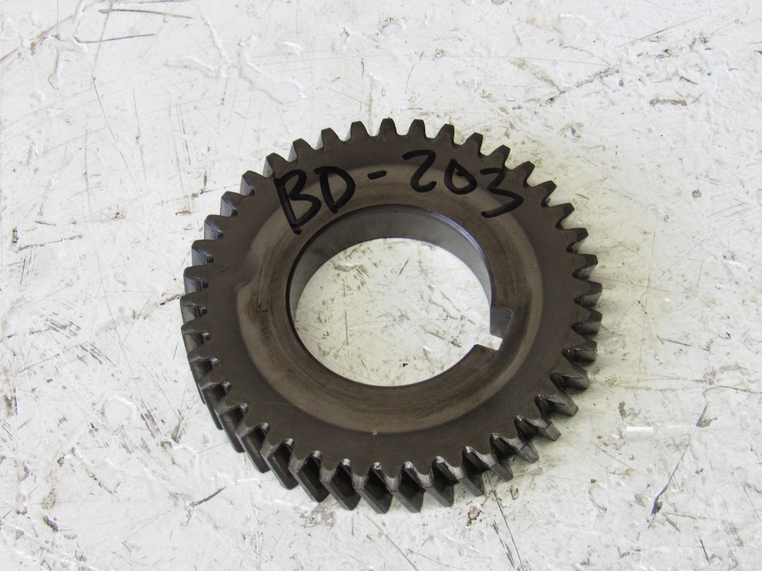 Eastern Triangle Enterprises LLC EStore. Kubota 1540135630 Crankshaft