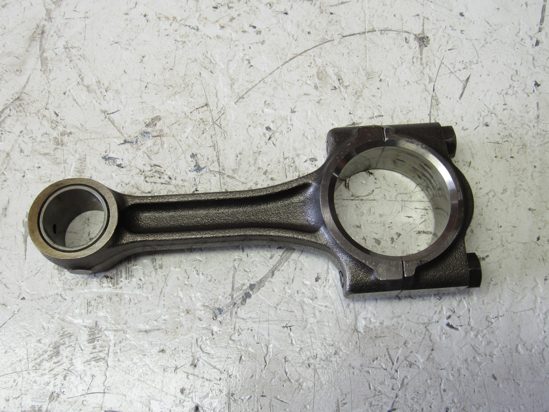 Picture of Kubota 16241-22012 Connecting Rod to certain D1105-E engine