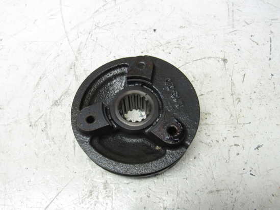 Picture of Kubota 1G700-74280 Crankshaft Fan Drive Pulley to certain D1305-E engine