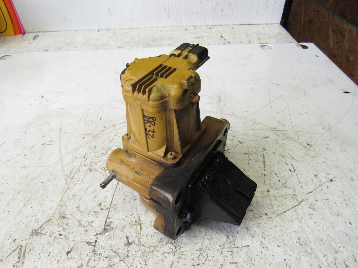 Eastern Triangle Enterprises LLC EStore. Caterpillar Cat 4360825 EGR Valve to certain C3.3B