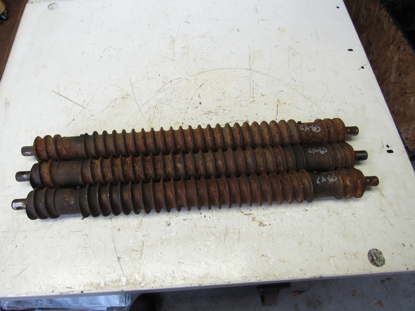 Picture of 3 John Deere TCA19332 Spiral Grooved Rollers to certain 18" QA5 Reels